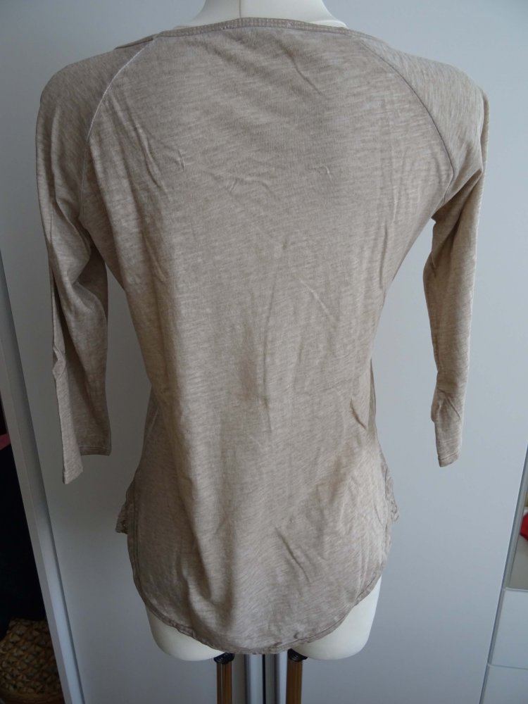 Shirt in beige mit Spitzeneinsatz -NEU-