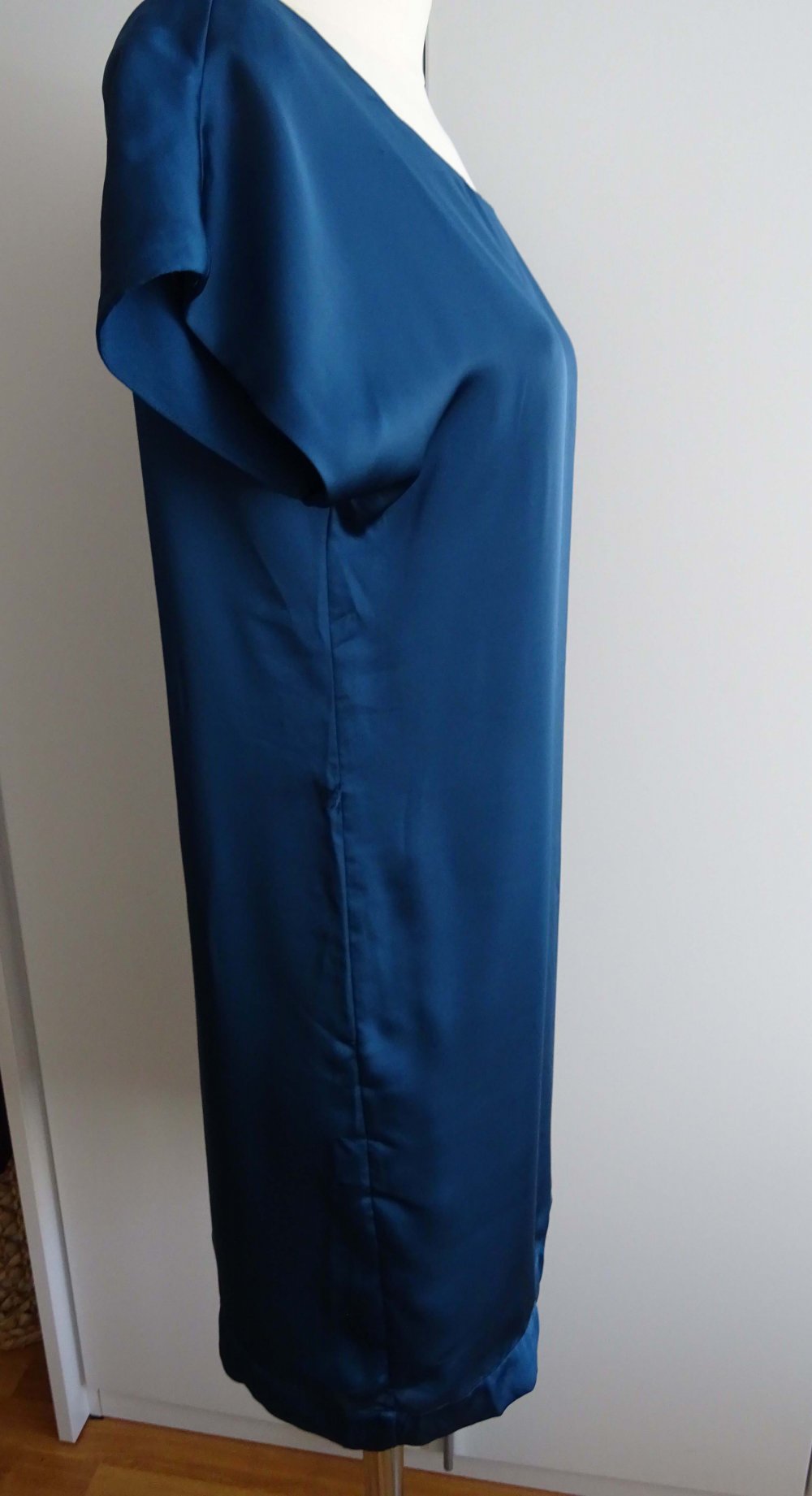 blaues Kleid