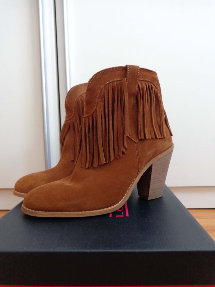 Stiefeletten mit Fransen -NEU-