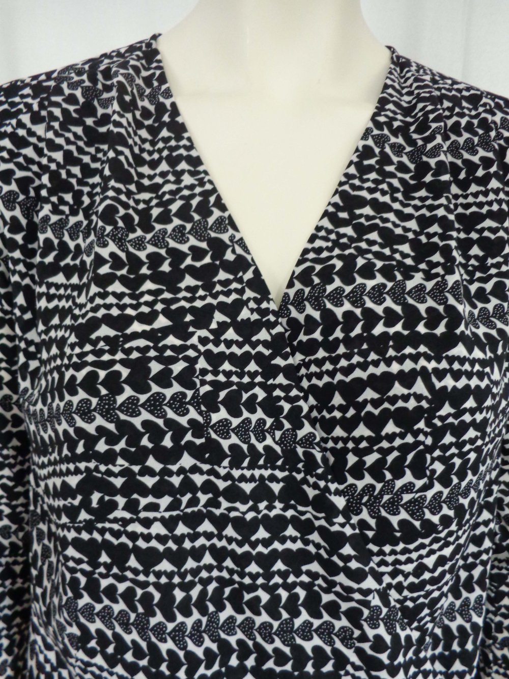 Bluse mit Herzmuster