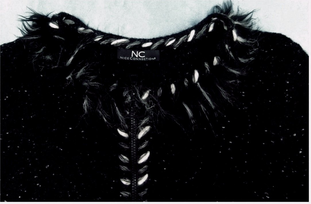 Strickjacke von Nice Connection - schwarz mit Faden-Stickerei und Fransen - Merino Wolle / Kaschmir - Größe 44