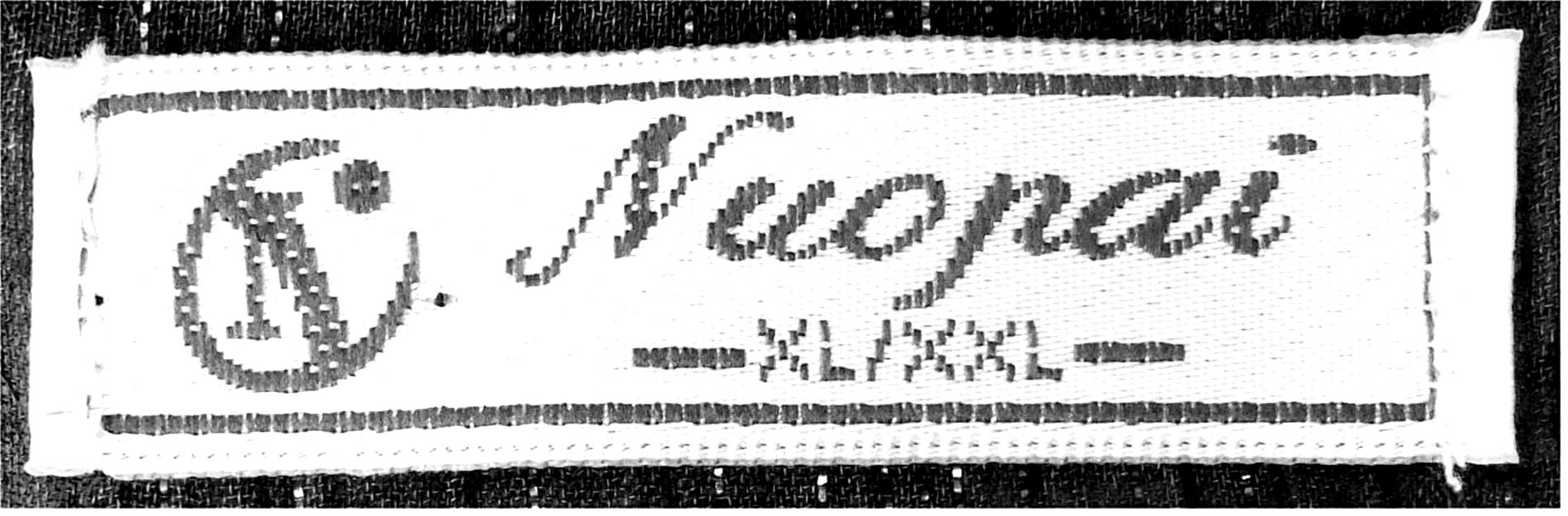 Überzieh-Bluse von Nuopai - Im Flügelschnitt - durchscheinend schwarz / weiß - Größe 44