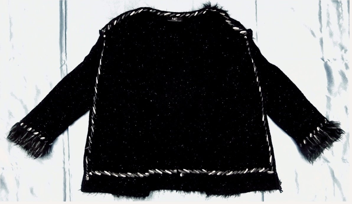 Strickjacke von Nice Connection - schwarz mit Faden-Stickerei und Fransen - Merino Wolle / Kaschmir - Größe 44