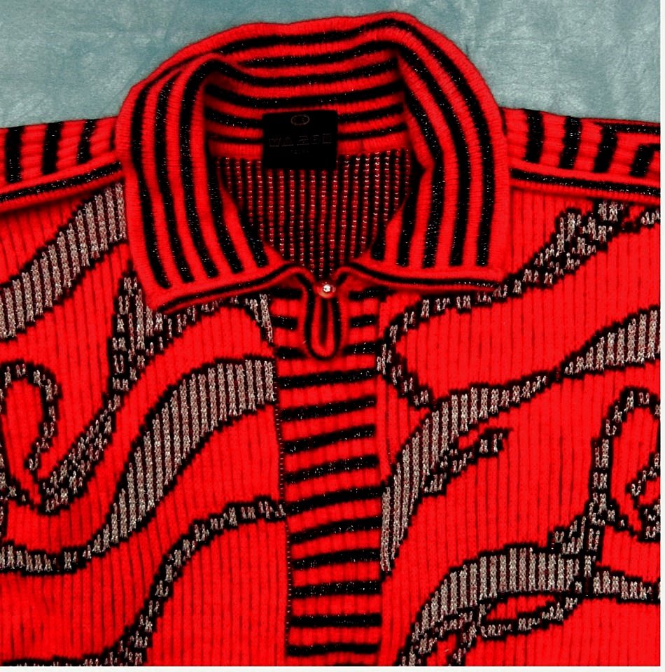 Kragen-Pullover von C&A Sixth Sense - Mit Flügelarmen - rot mit Glizterapplikationen - Größe 44 /46