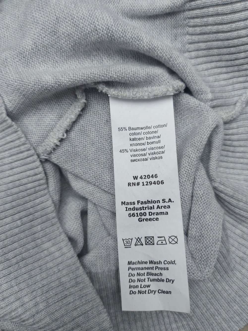 leichter Pullover Gr. 46 neu