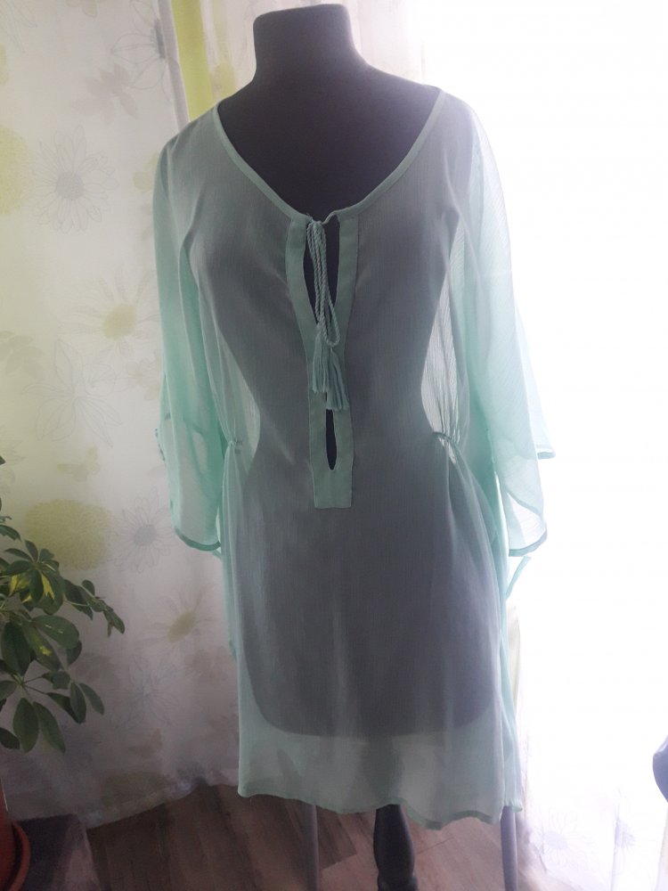 Transparente Tunika