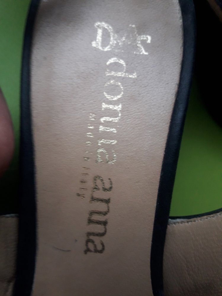 Elegante hohe Lackschuhe