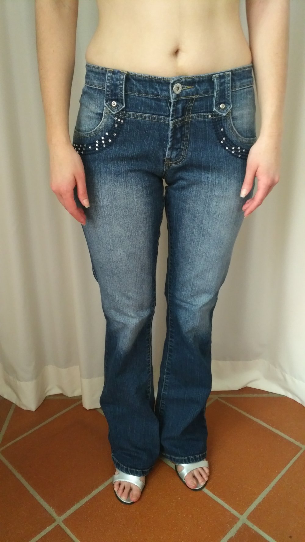 Jeans mit Strasssteinen - Gr. 36/38