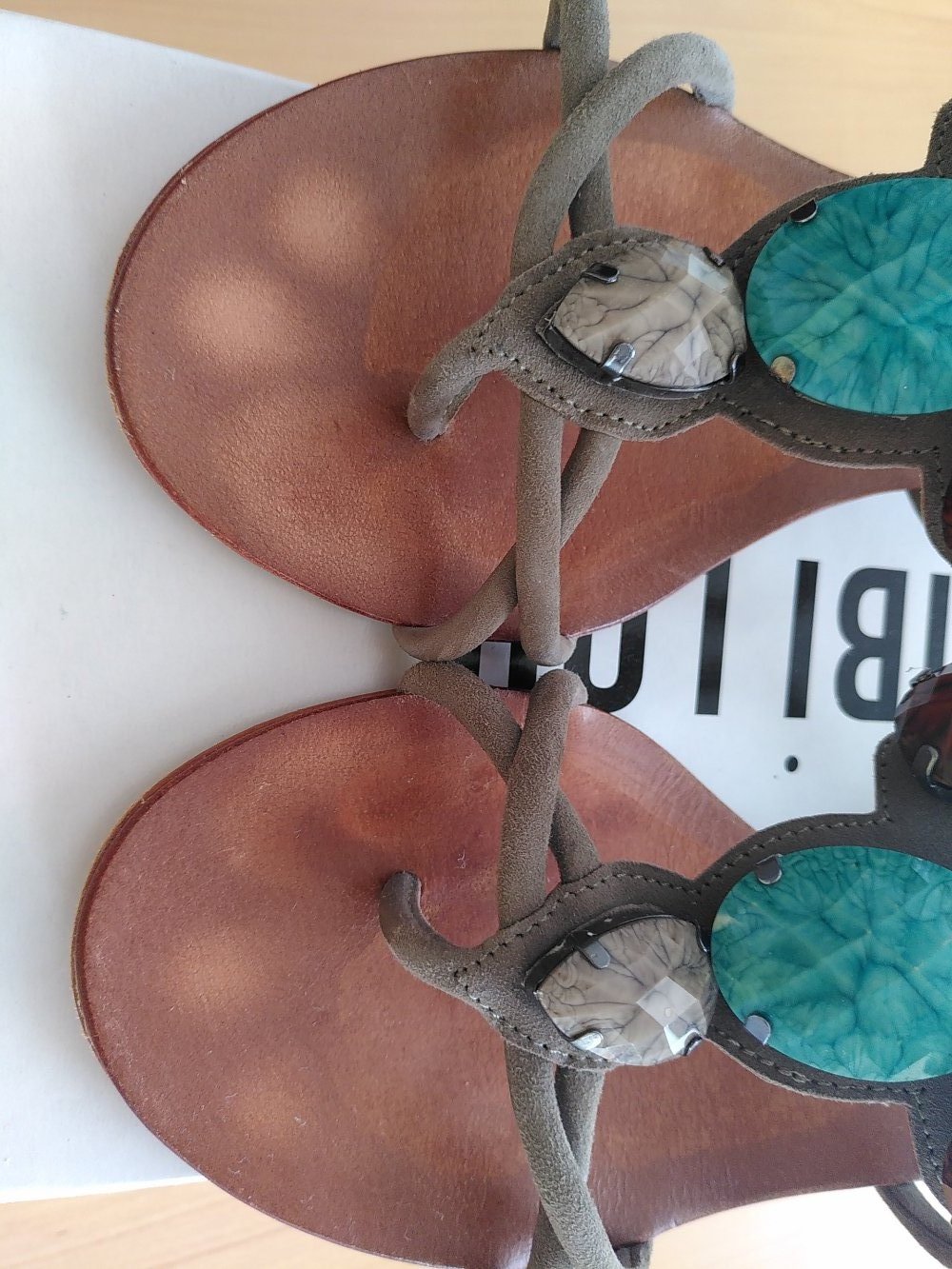 Echtleder Sandalen mit Steinen von Bibi Lou - Gr. 36/37