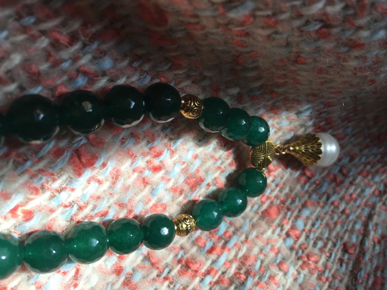 Edelstein Collier, grüne echt Steine + große Perle,