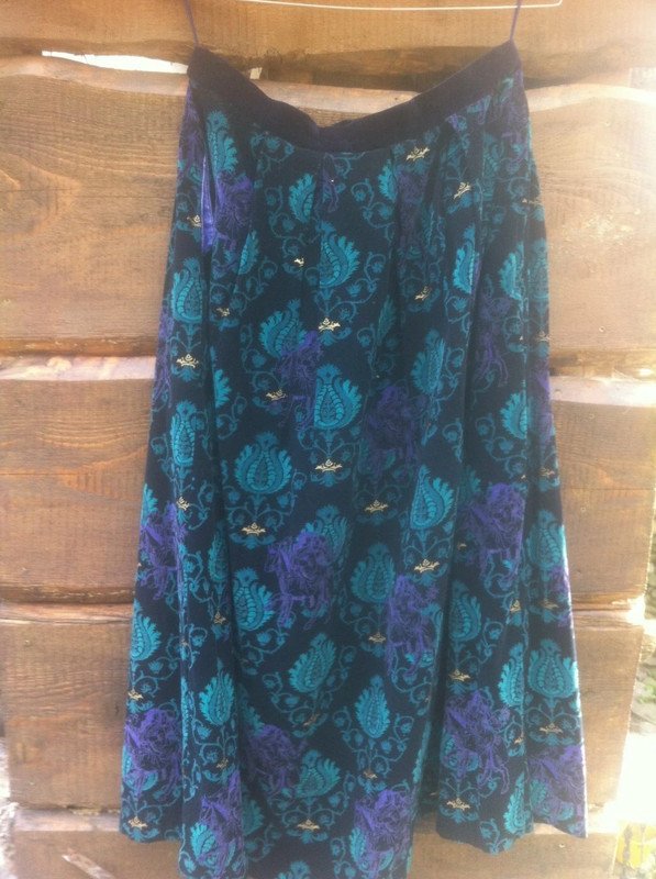 Samt Rock 38-40, salepreis ! Schneider - Unikat gefüttert, hochwertiger Samt !