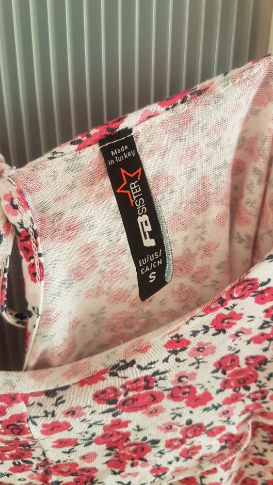 Blumen Crop Top - New Yorker