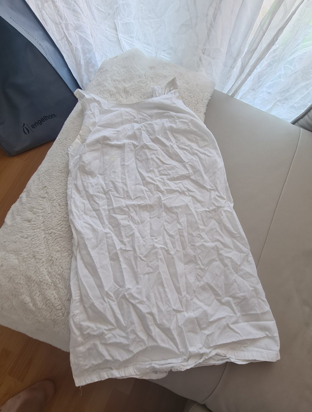 Rückenfreies Zara Kleid