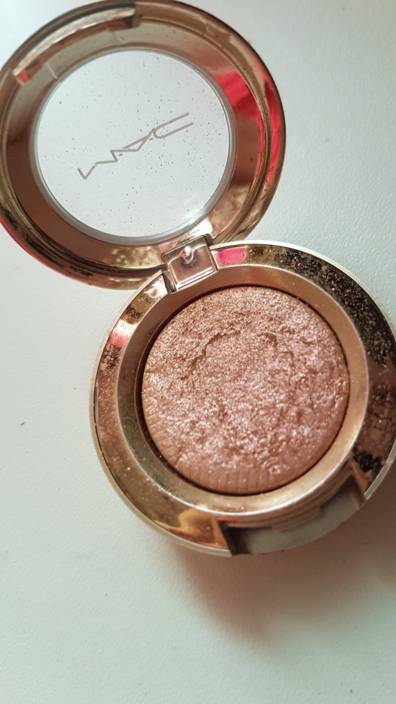 MAC Snowhite Lidschatten