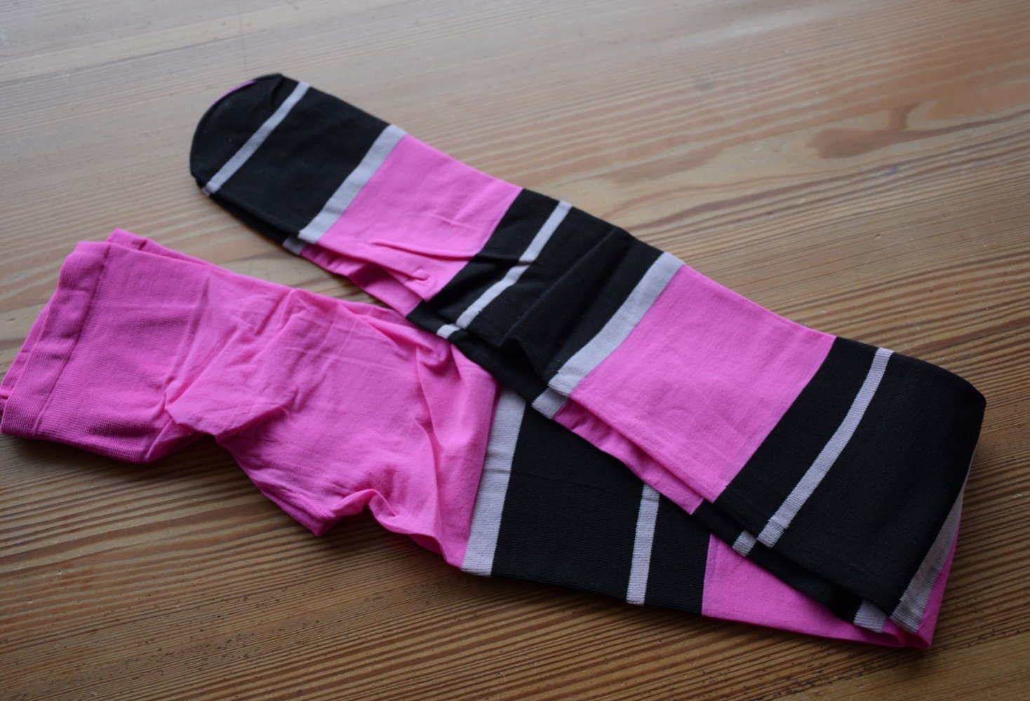 SISI - Extravagante Strumpfhose Gr. 1 36/38 - neu