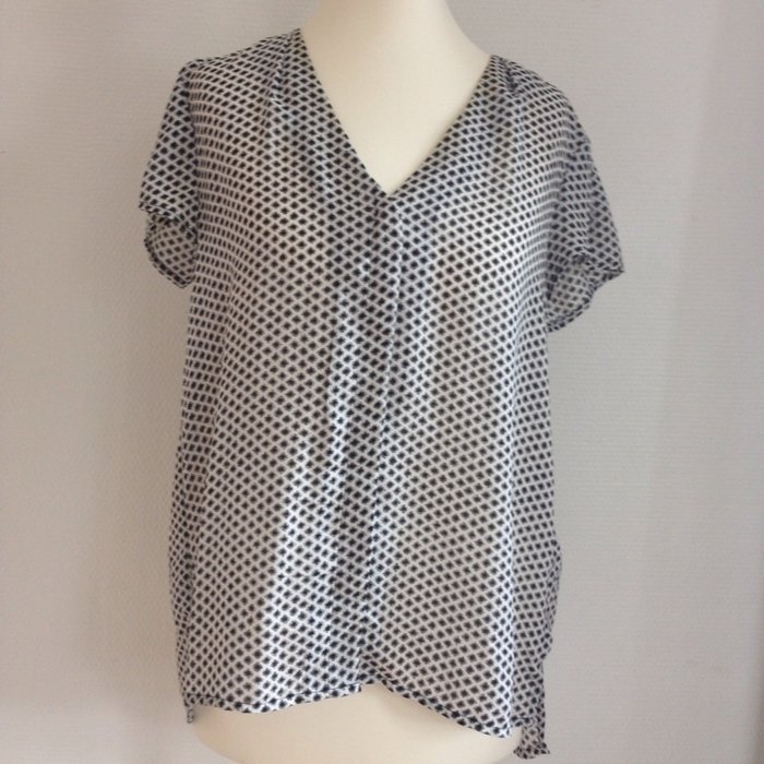 H&M Bluse gemustert schwarz weiß Gr. 34 XS 36 S