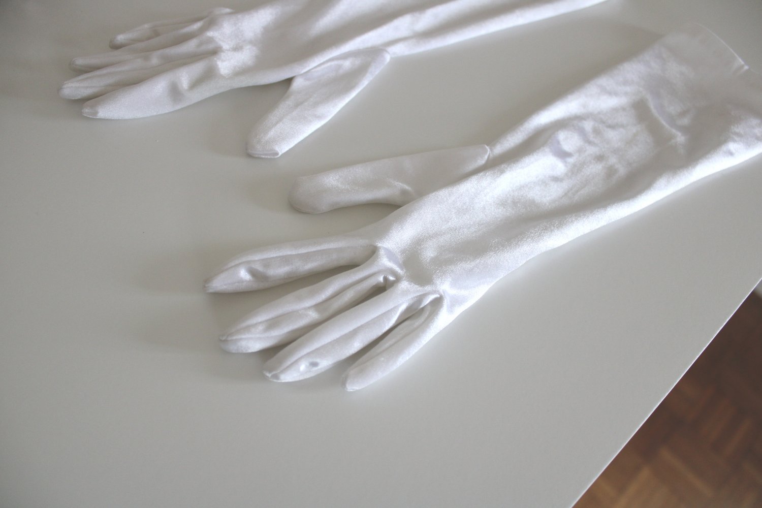 Handschuhe Brauthandschuhe Hochzeit Glanz 90er Jahre 90ties bridal gloves