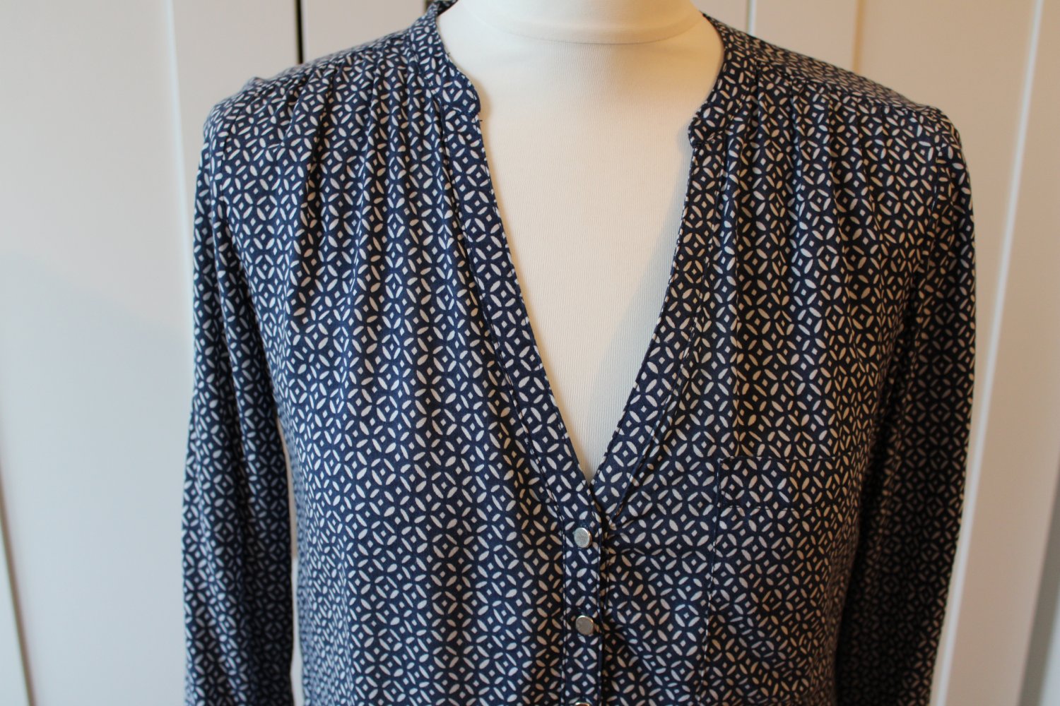 Pimkie Bluse blau weiß gemustert Gr. 36 S