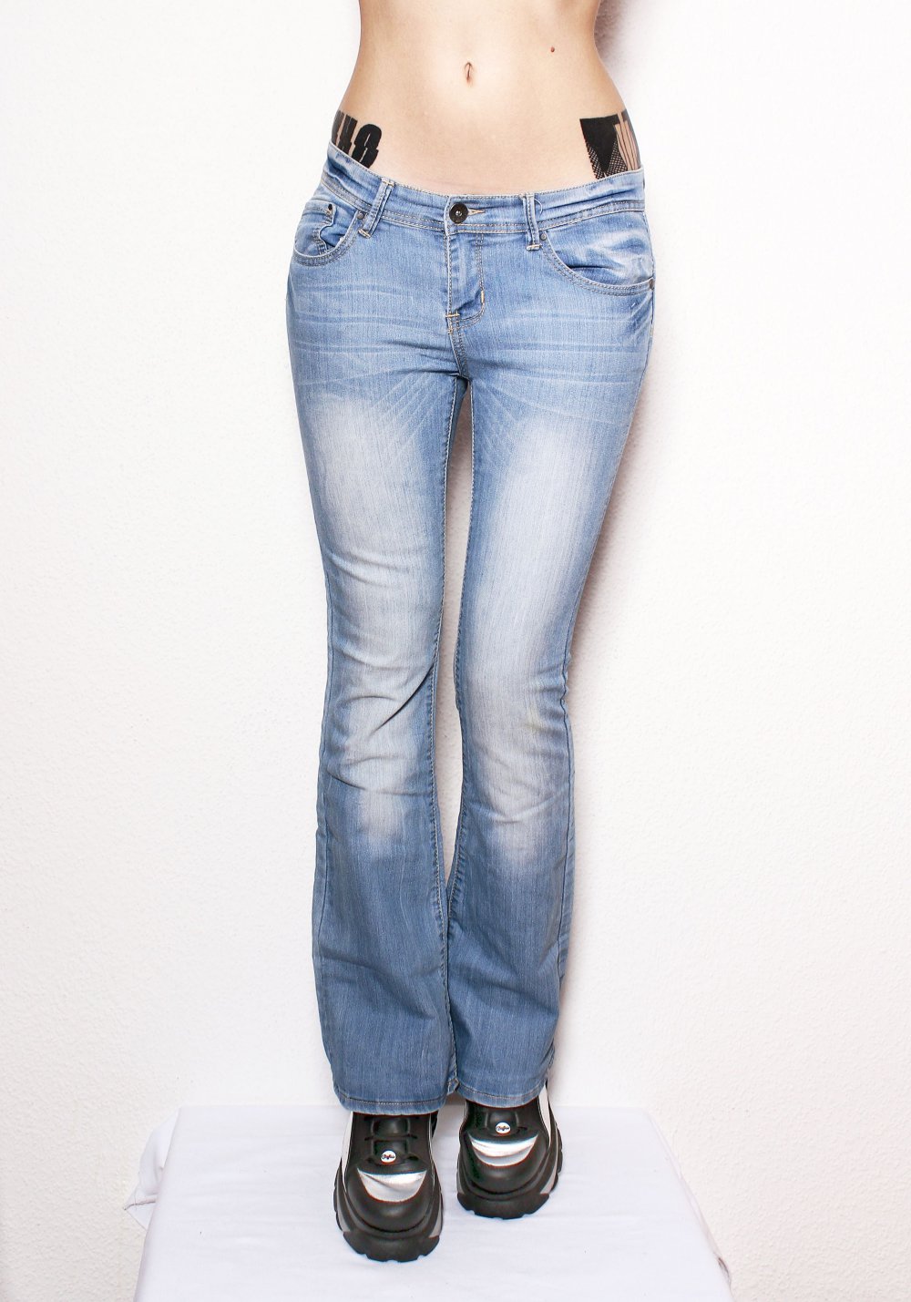 Y2k 90er Schlaghose Jeans Gr. 38 40 Bell Bottom Technobarbie Festival Grunge Dollskill