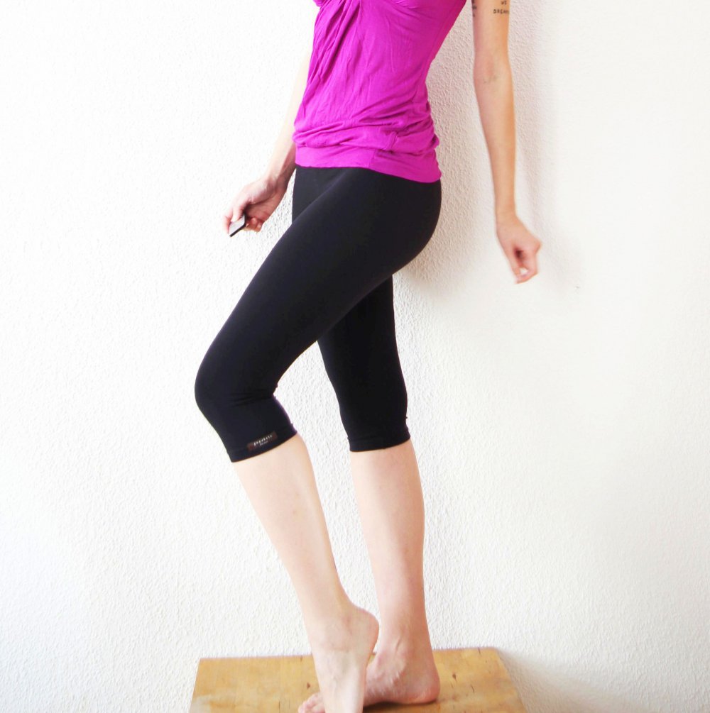 Schwarze Yogapants Shorts Gr. S M Radler Biker Yogabela Technobarbie y2k shaping