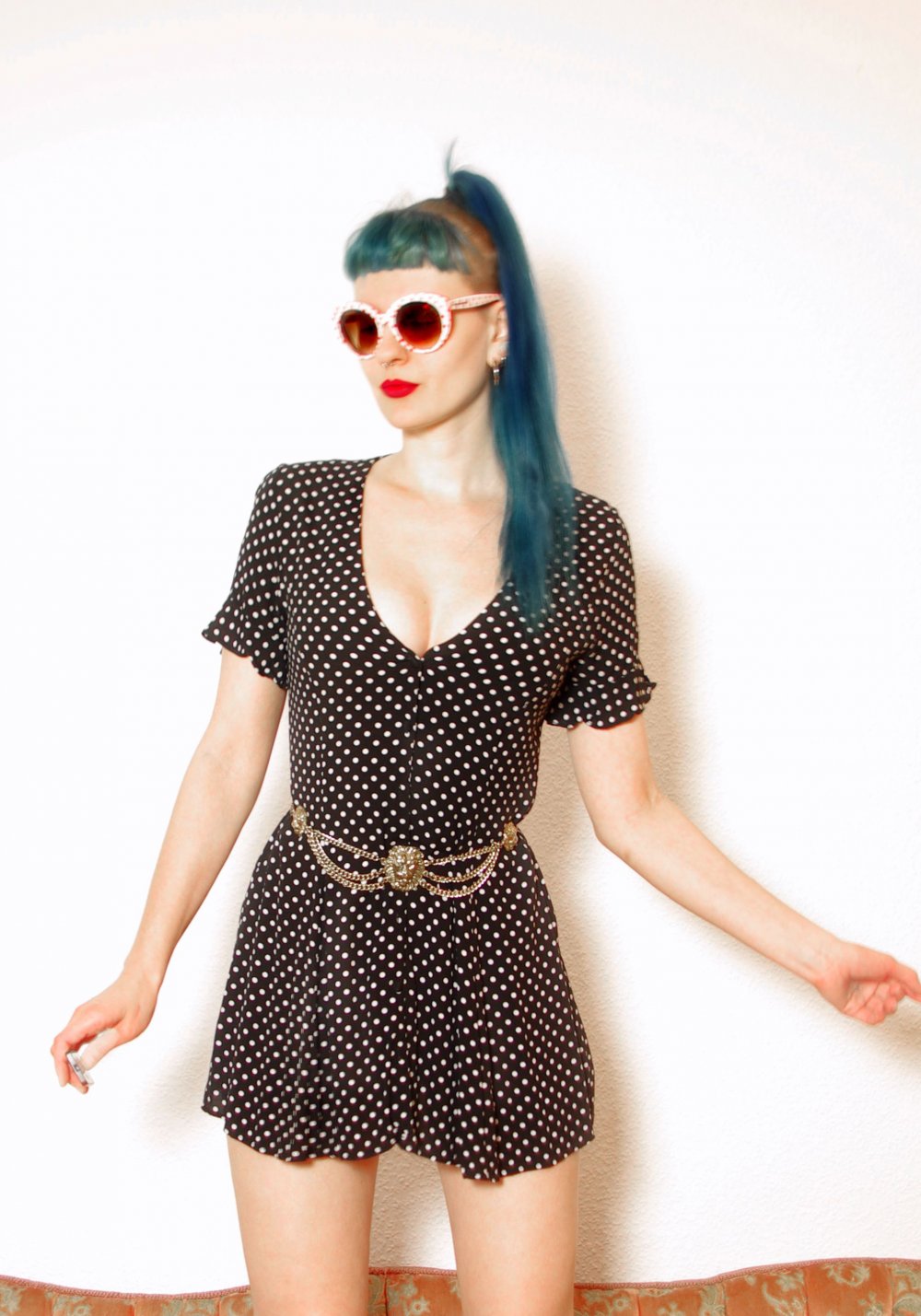 Kurzes retro Kleid ZARA Gr. M 38 40 Punkte tiefer Ausschnitt PinUp vintage style Polkadots