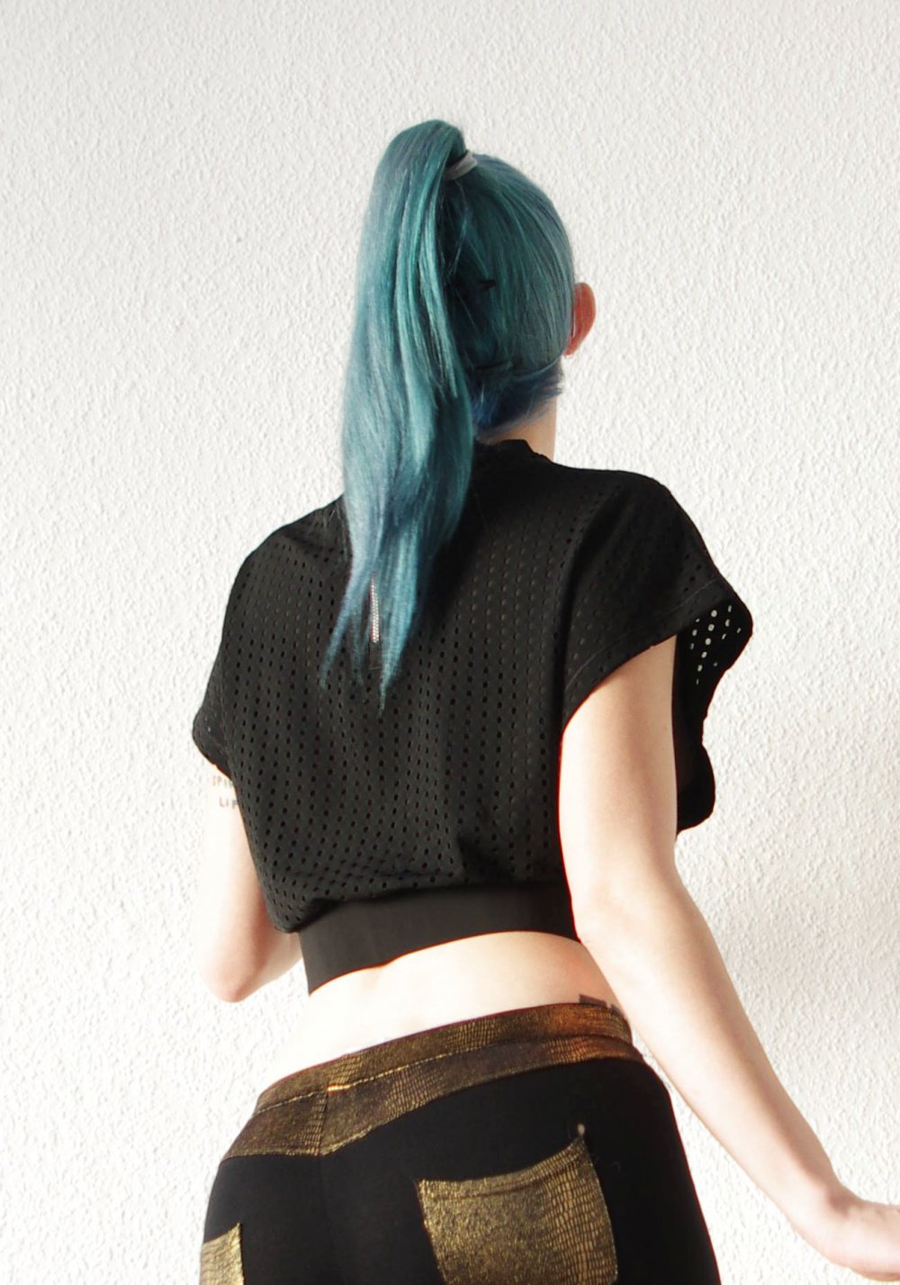 Oversized PUMA Crop Top Gr. M L 40 Mesh Rave Technobarbie Festival Logo y2k