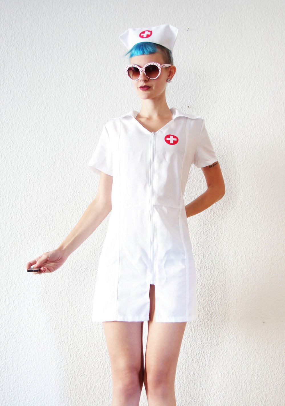 Cooles Krankenschwesternoutfit Gr. M L 40 42 weiß rot 2teilig Halloween Karneval