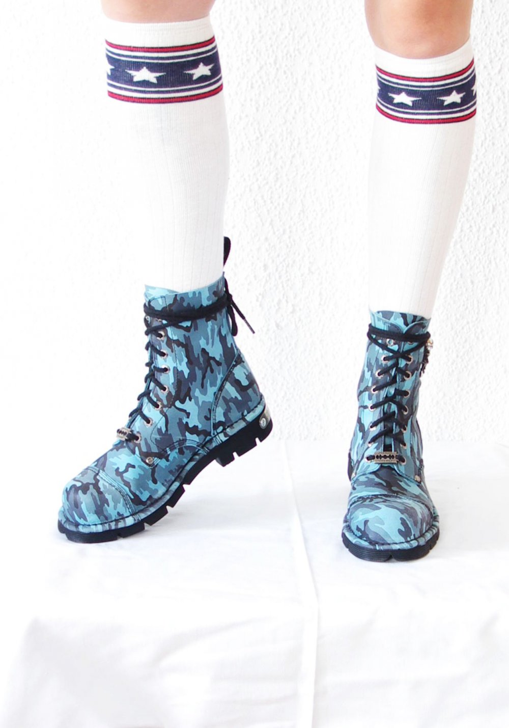 Großartige New Rock Boots Gr. 41 blau Camouflage Springerstiefel Dollskill