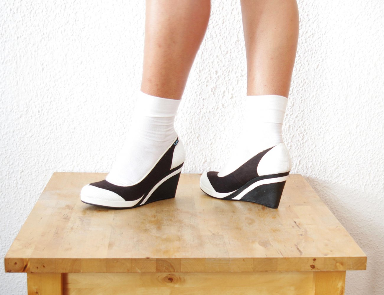 Zuckersüße retro Pumps Gr. 36 Keds schwarz weiß Plateau Wedges BNWT