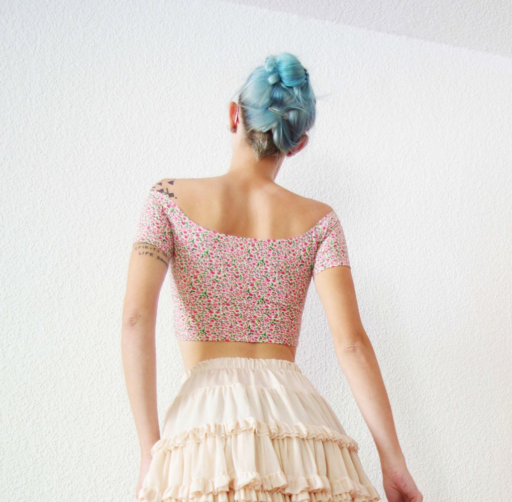 Sommerliches American Apparel offshoulder Crop Top Gr. L M rosa Festival