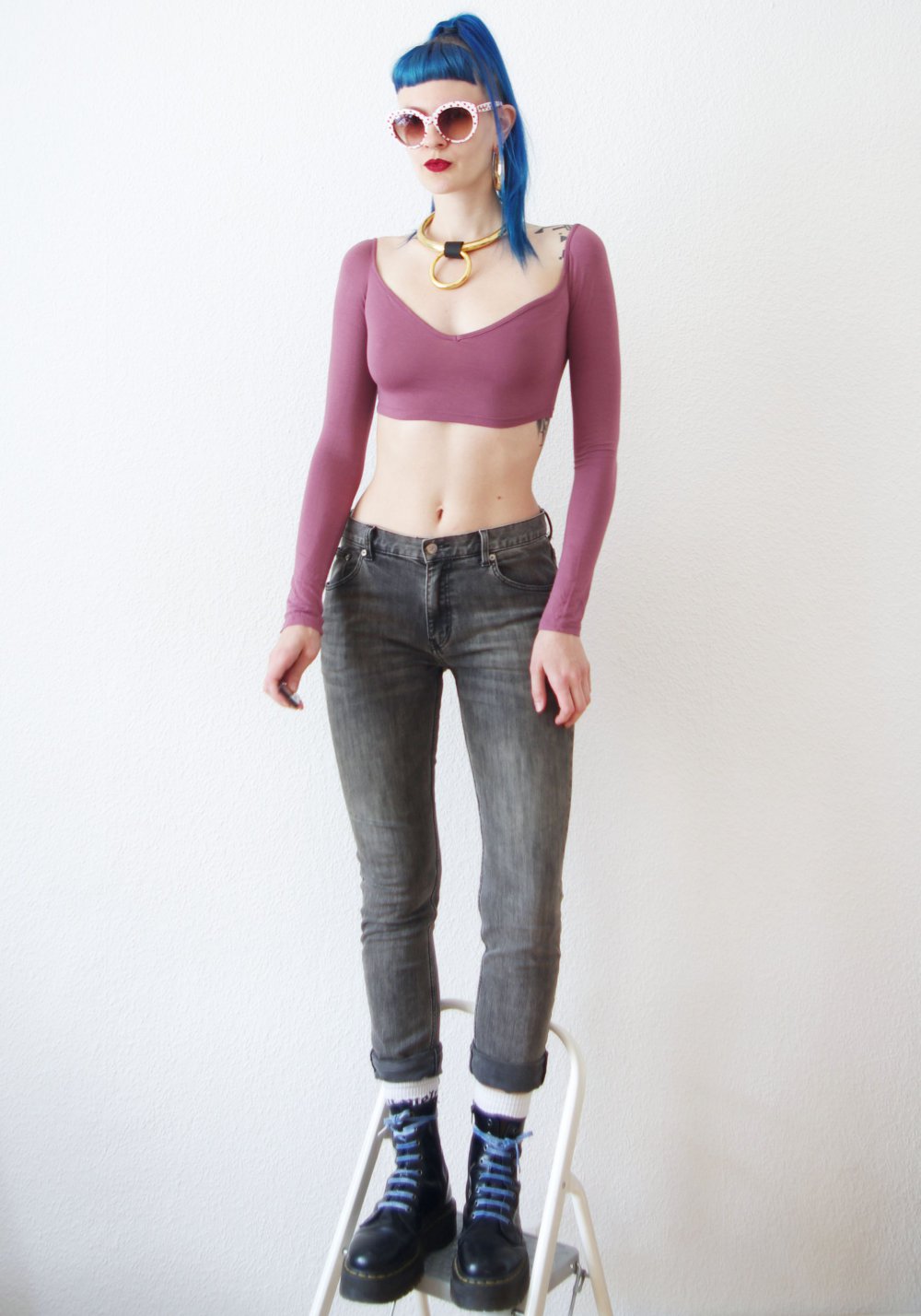 Graue Weekday Skinnyjeans Gr. 40 L32 W30 Techno Röhrenhose used Look