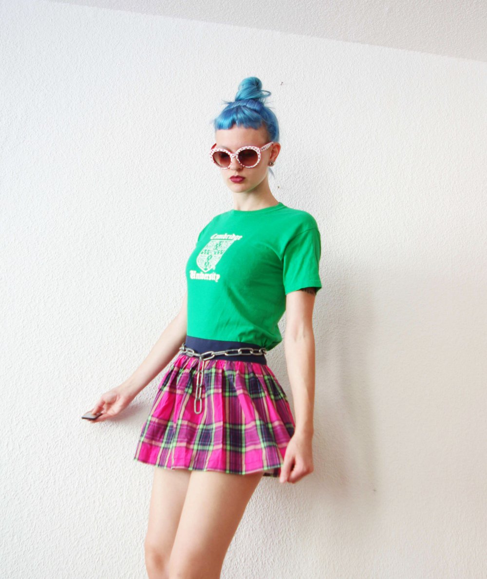 Lässiges Printshirt Cambridge grün Gr. S College Style Festival Dollskill 