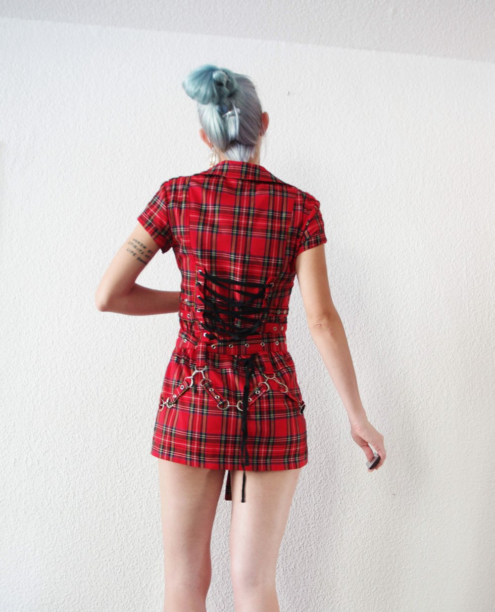 Punkiges rotes Tartankleid Gr. L M EMP Nieten Schnürung Coexist Dollskill