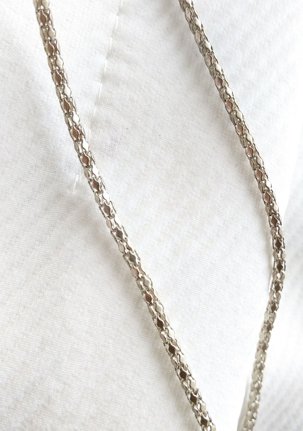 Großartiger Mario Kart Turbo-Pilz Anhänger rot silber Strasssteine glänzend retro Technopinup Burlesque