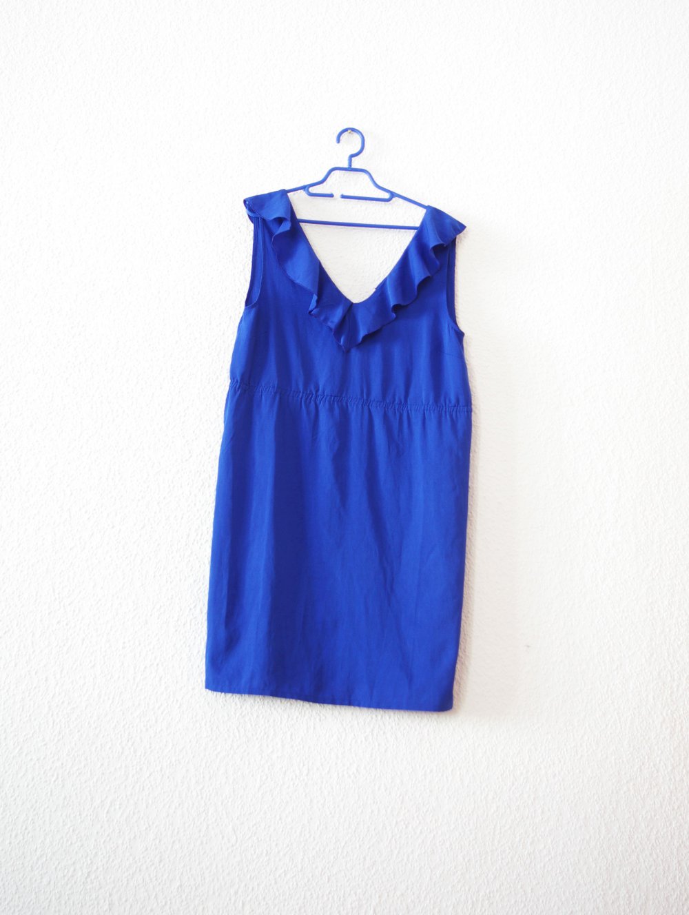 Elfenhaftes blaues Kleid Gr. L M oversized Rückenausschnitt Volants