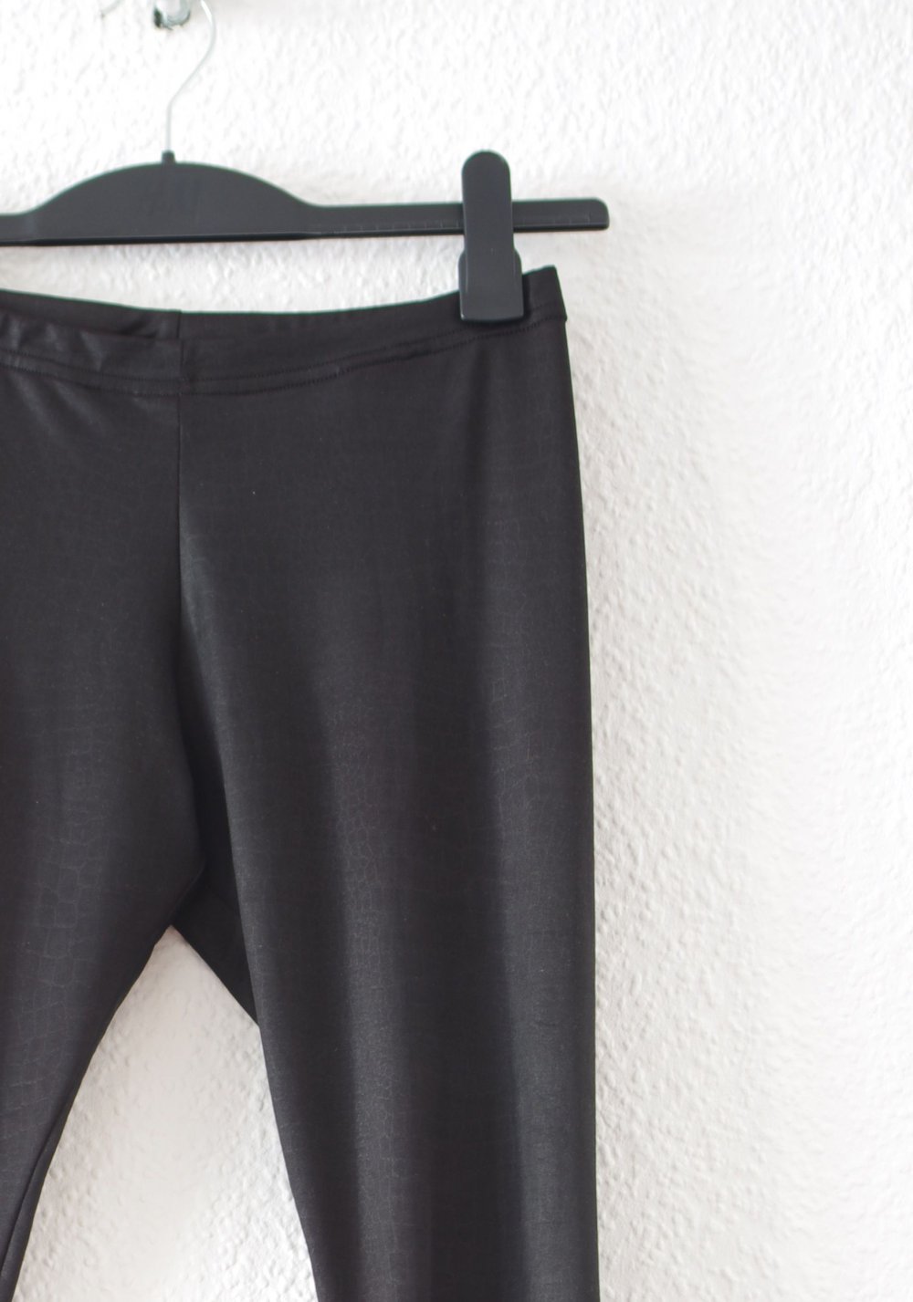 Shiny American Apparel Leggings Gr. S 36 schwarz highwaist Technobarbie Gothic Festival Reptile