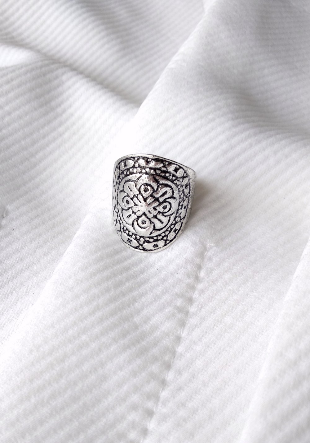 Verzierter silberner Ring Tribal Gravur GOA Gypsy Hippie Festival Nasty Gal witchy