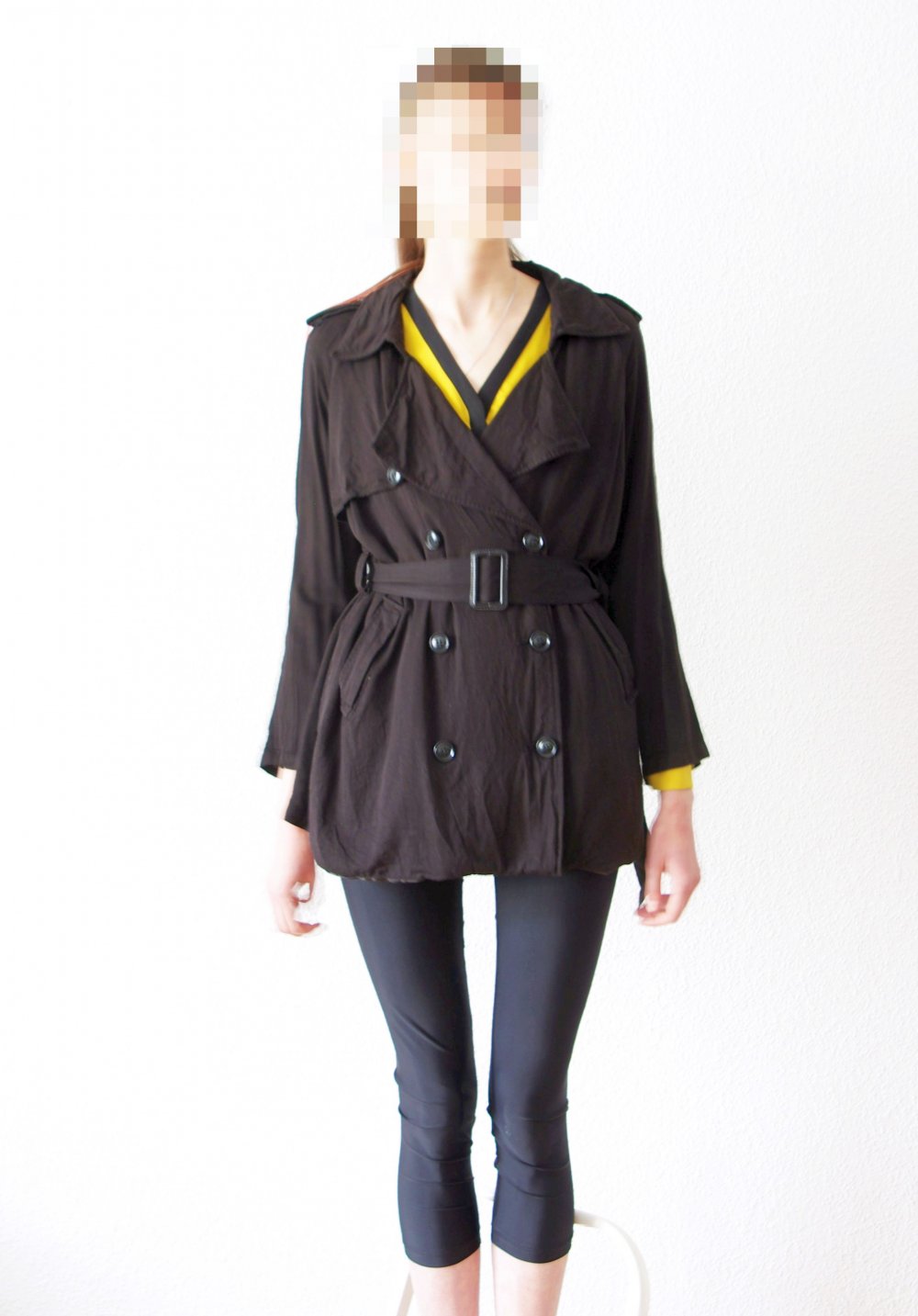 Lässiger Kurzmantel Gr. M 38 40 retro Zweireiher Trenchcoatstyle elegant Jacke Business