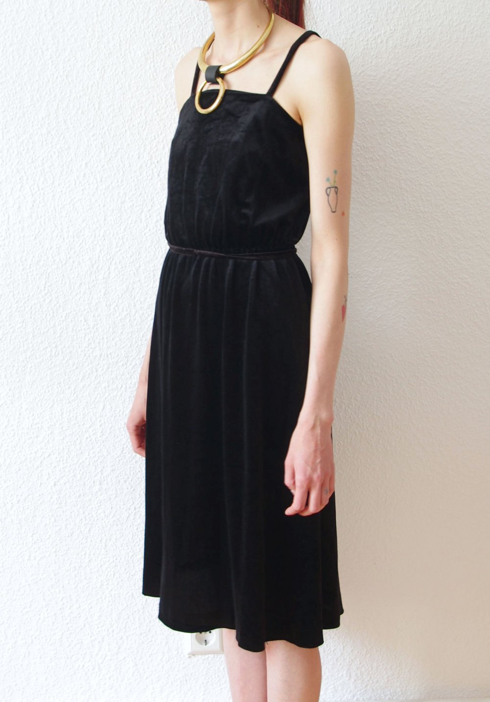 Knielanges vintage Samt Kleid Gr. 36 S retro Pinup Rockabella Moneypenny schwarz