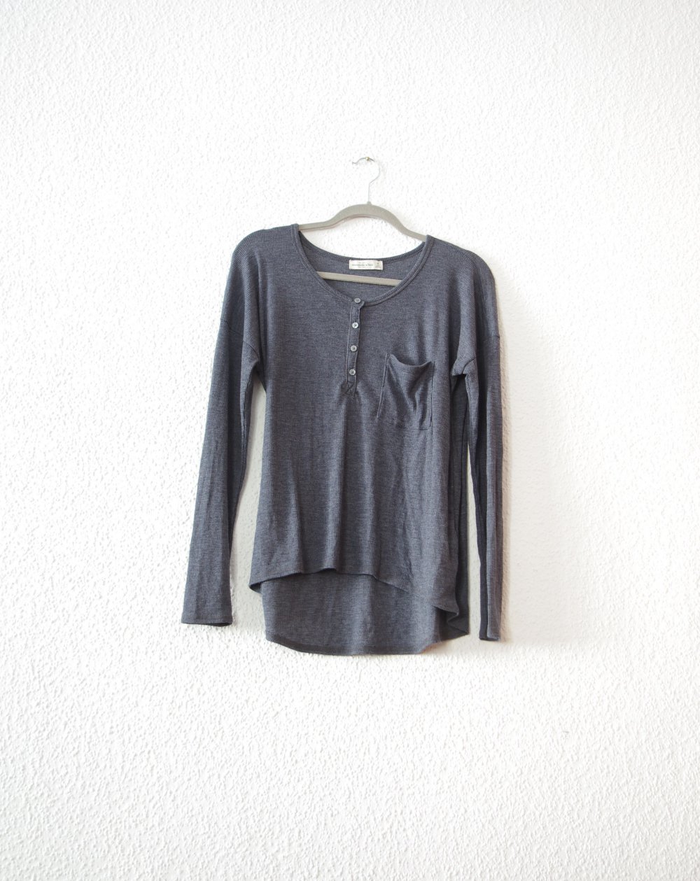 Weiches Feinripp Longsleeve Gr. M A&F Thermal Vokuhila Knopfleiste