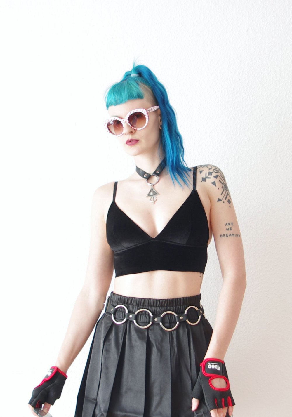 Glänzender Adidas Tennisrock (NP:60€) Gr. 36 38 S M Technobarbie Pinup retro Schoolgirl y2k bratz