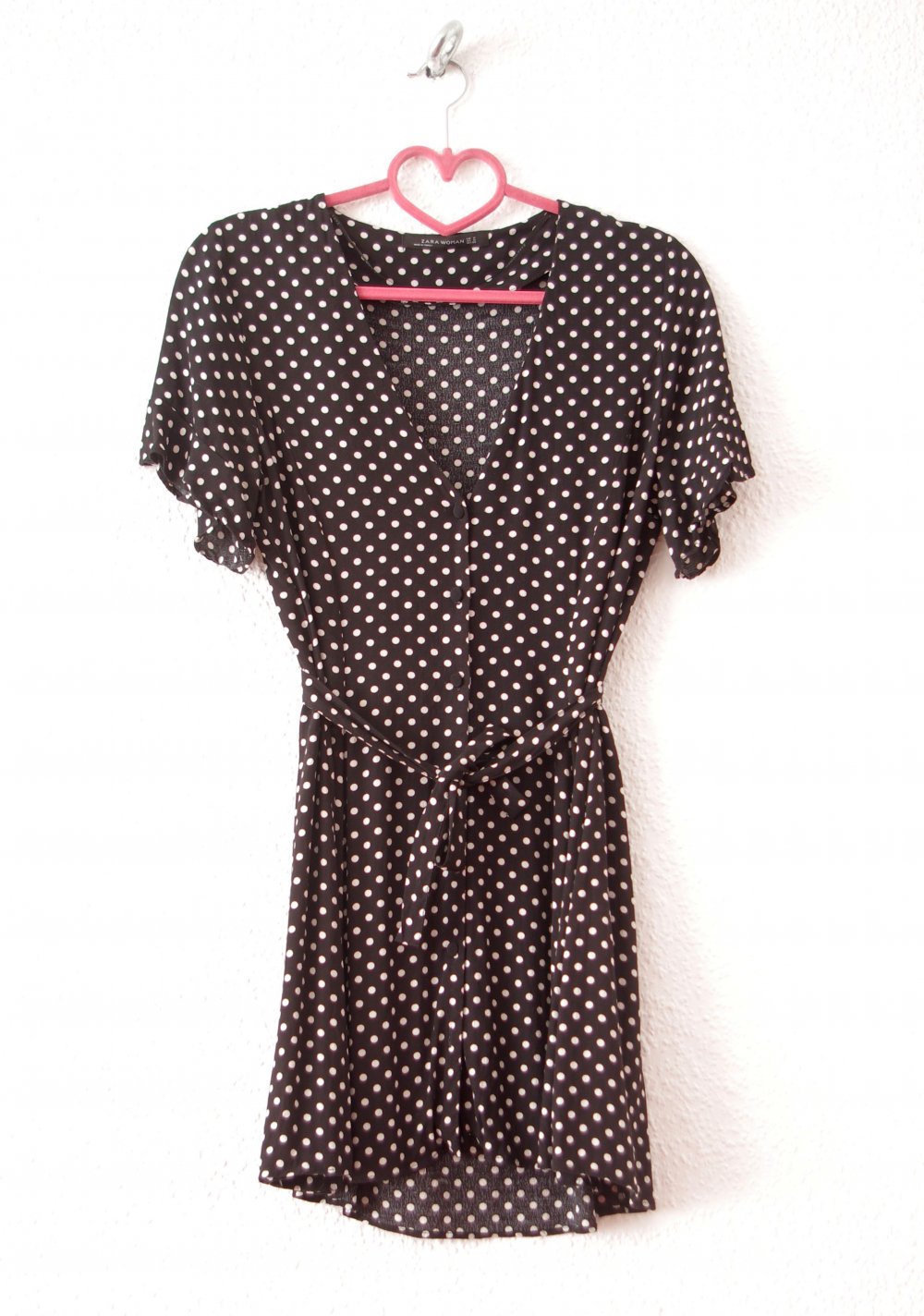Kurzes retro Kleid ZARA Gr. M 38 40 Punkte tiefer Ausschnitt PinUp vintage style Polkadots