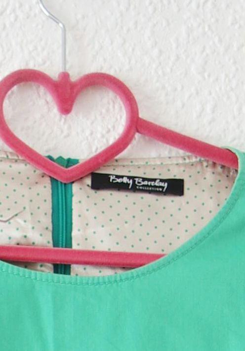 Mintgrünes Etuikleid Betty Barclay Gr. 40 42 M retro chic