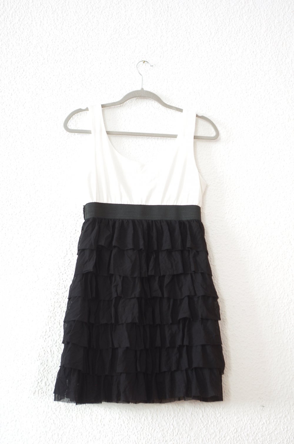 Schwarz weißes Cocktailkleid Gr. S M 38 Mesh Rüschen Shirtkleid Glitzer