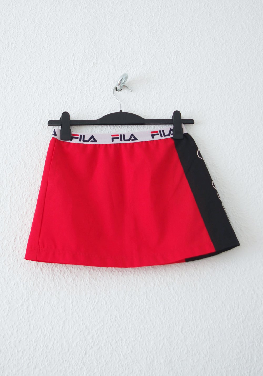 Auffälliger FILA Minirock Gr. S M Logo Trackskirt Technobarbie Rave Festival y2k