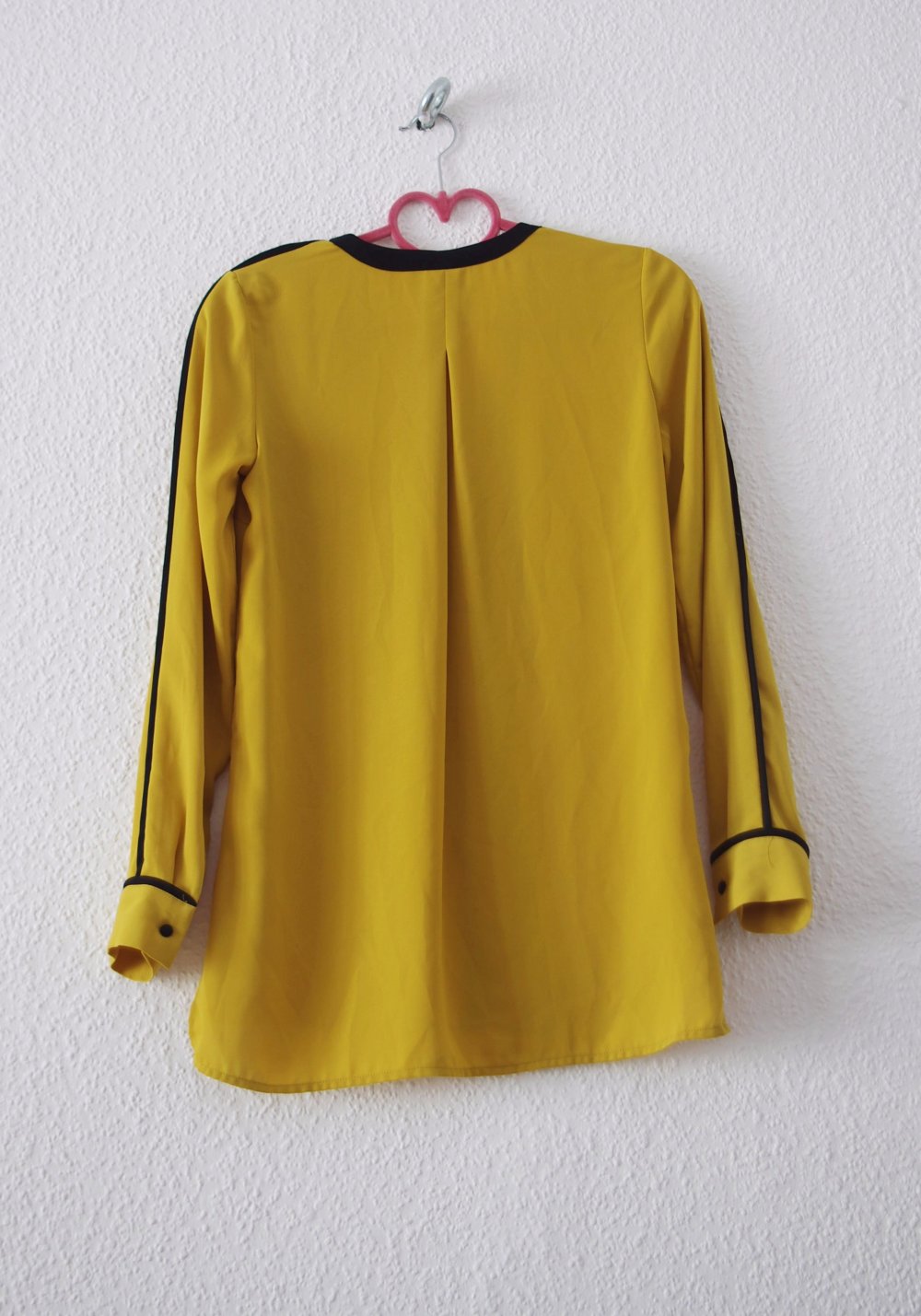 Retro Longbluse Gr. 34 36 XS S Shirt Pinup senfgelb schwarz Trackshirt elegant