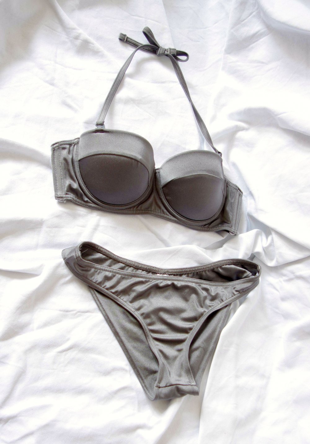 Shiny Pinup retro Bikini Gr. M 38 70C Balconette ASOS y2k bratz 60er high leg cut