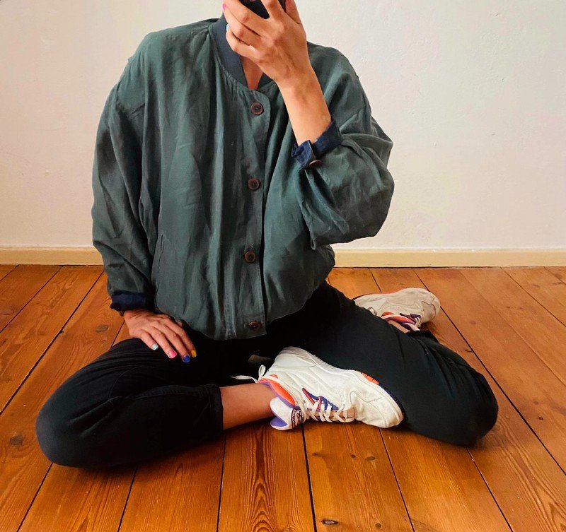 Schicke 90's Vintage Bomberjacke aus Seide