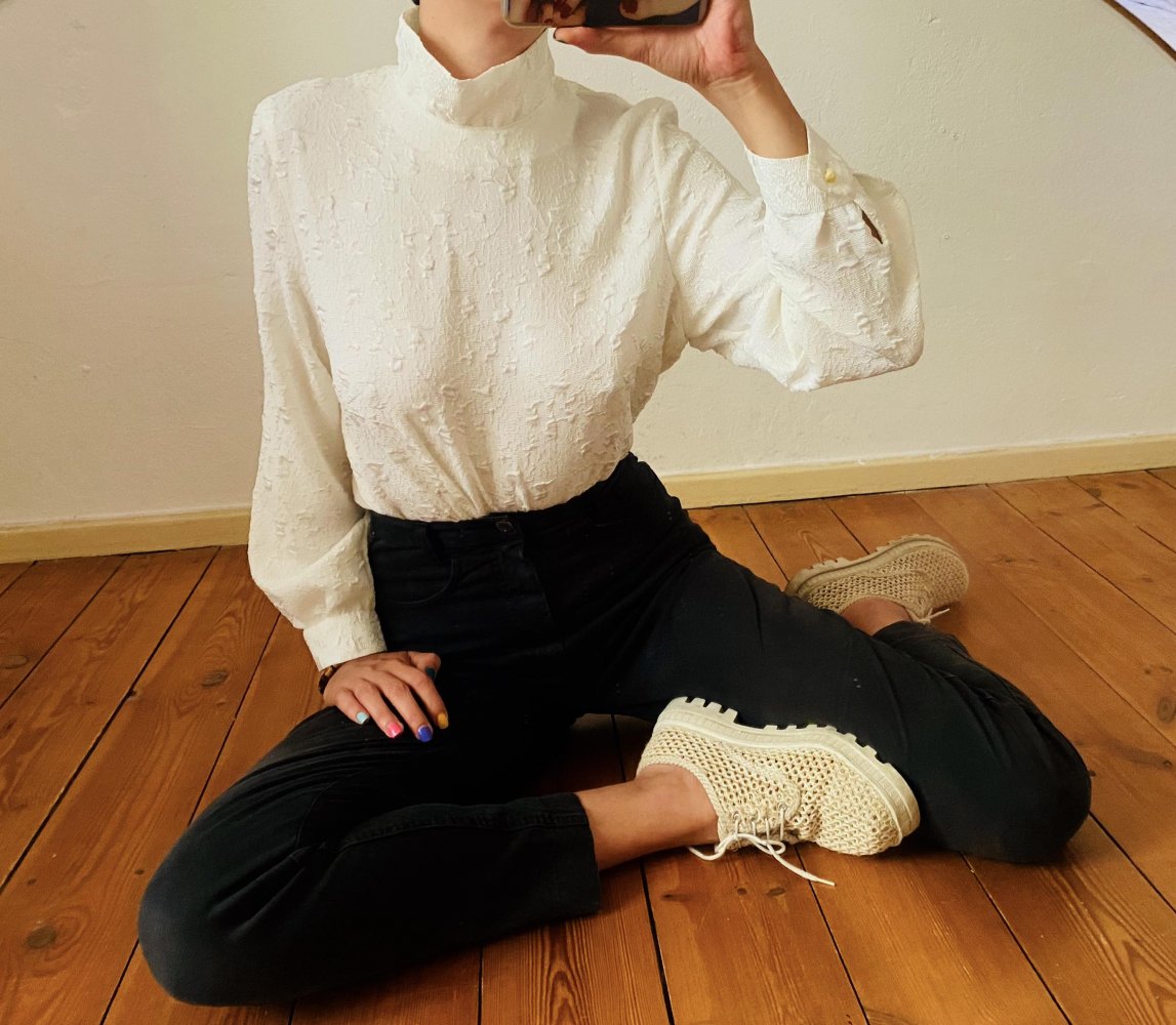 Edle Vintage Bluse mit besonderem Schnitt