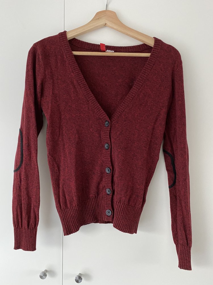 Bordeaux roter Cardigan